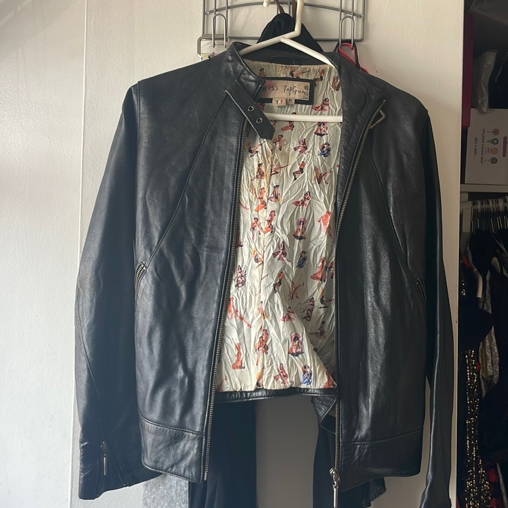 Black soft leather coat, size Medium